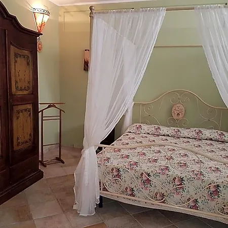 Verardo 3* Specchia